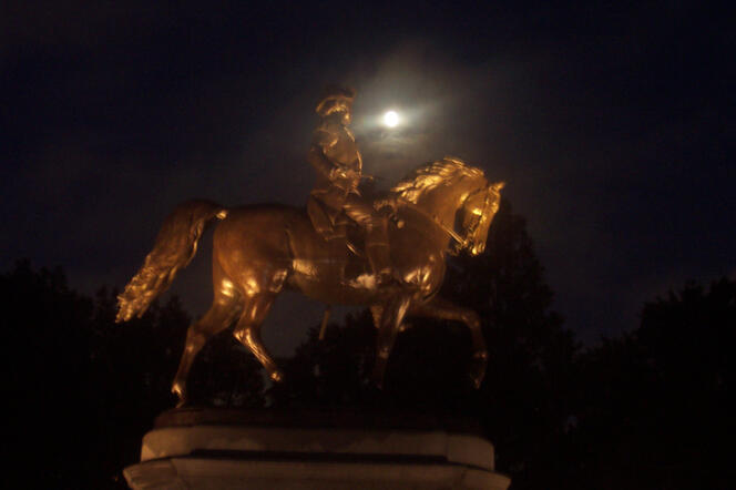 Statue of George Washington in the Boston Commons